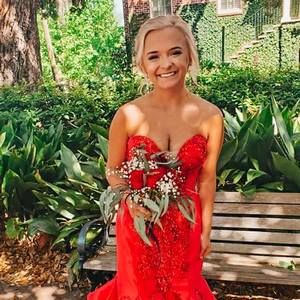 Meet your Posher, Victoria